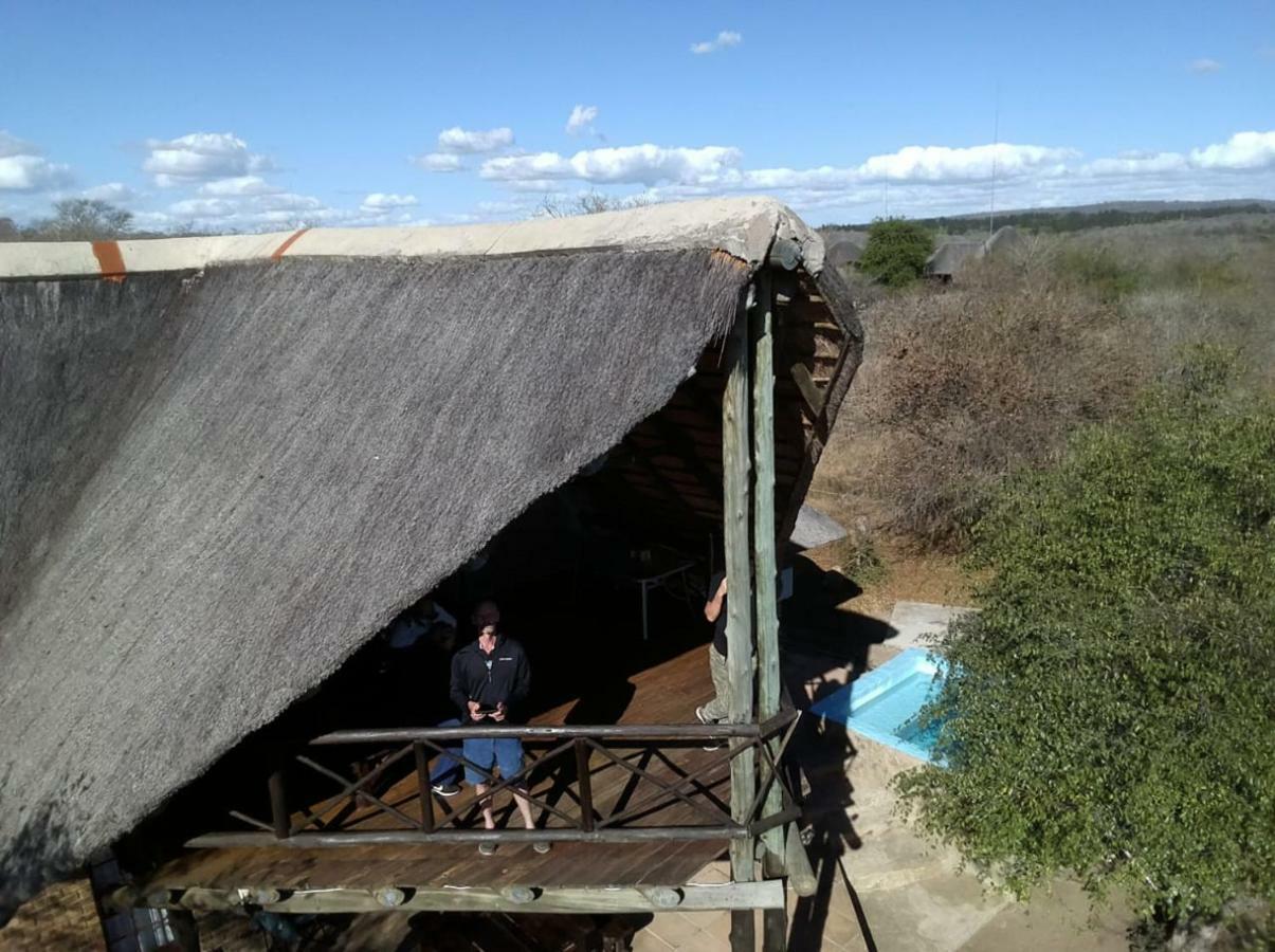 Villa Mopani Manor Marloth Park Exterior foto